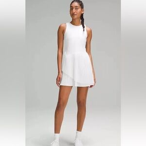 NWT Tiered Pleats Tennis Dress Lululemon Size 10 White